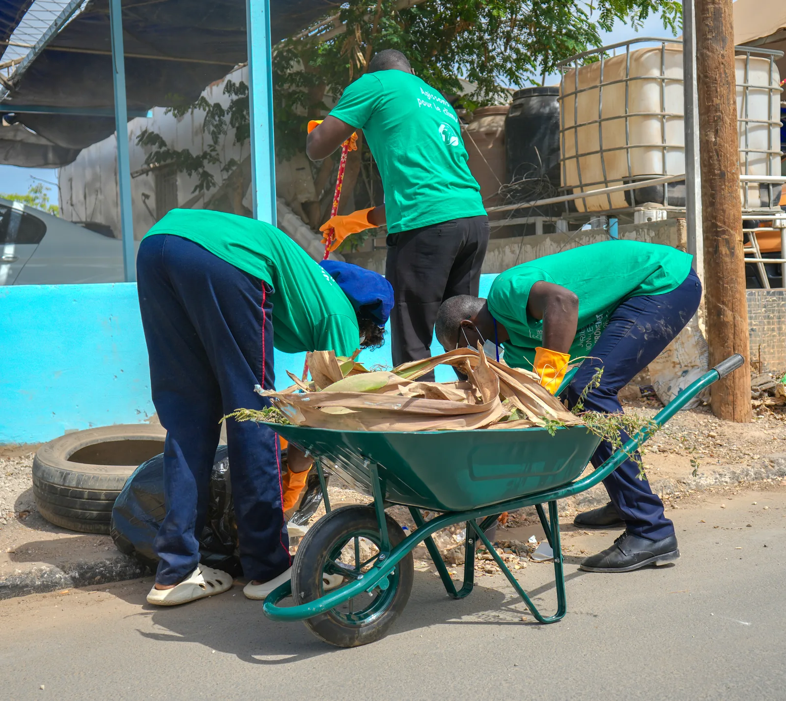 Set Setal à Dakar : Vigilus Sécurité s’engage pour un cadre de vie plus propre au Sénégal - image 2