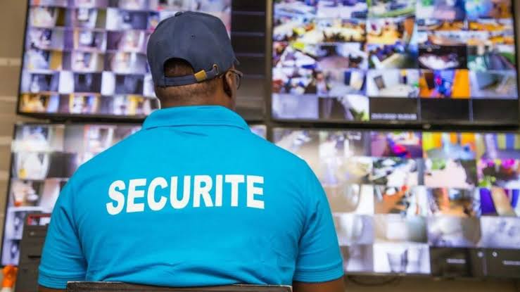 Sécurité des résidences à Dakar et Saly : comment protéger votre maison ou copropriété au Sénégal